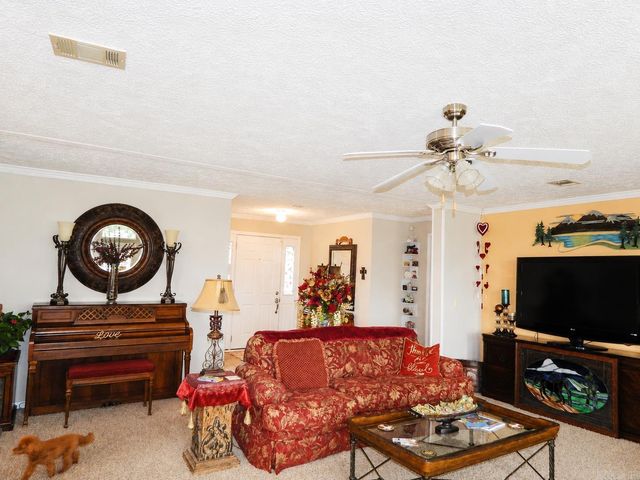 1275 Cadron Creek Road, Quitman, AR 72131