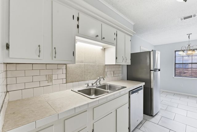 207 Fairway Drive, Conway, AR 72034