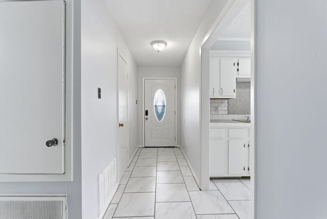 207 Fairway Drive, Conway, AR 72034