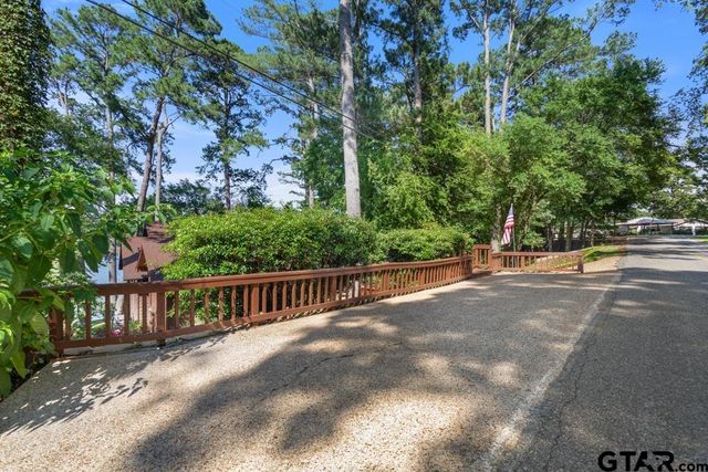 1639 Tanglewood Dr E., Hideaway, TX 75771