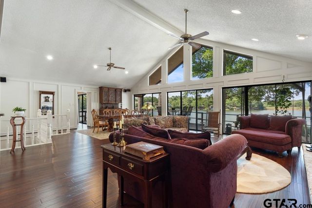 1639 Tanglewood Dr E., Hideaway, TX 75771