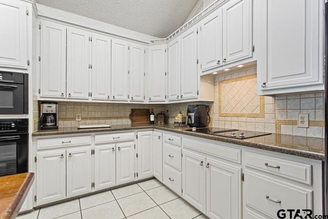 1639 Tanglewood Dr E., Hideaway, TX 75771