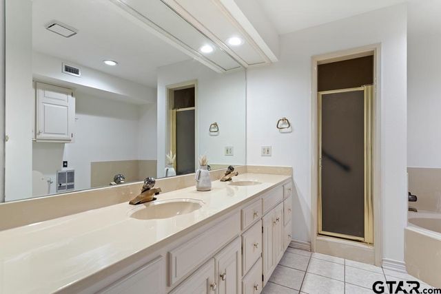 1639 Tanglewood Dr E., Hideaway, TX 75771