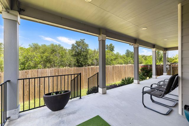 14004 Lyndon B Johnson ST, Manor, TX 78653