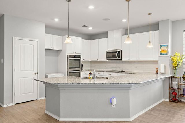 14004 Lyndon B Johnson ST, Manor, TX 78653