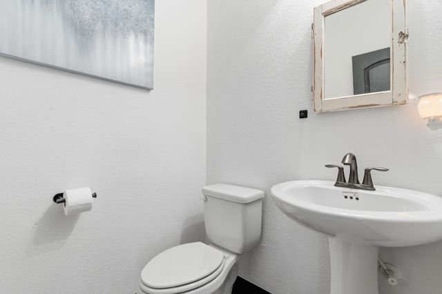 6876 Foghorn Lane, Grand Prairie, TX 75054