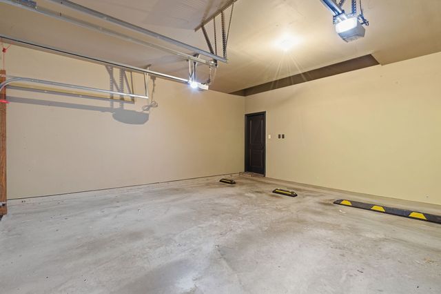 6876 Foghorn Lane, Grand Prairie, TX 75054