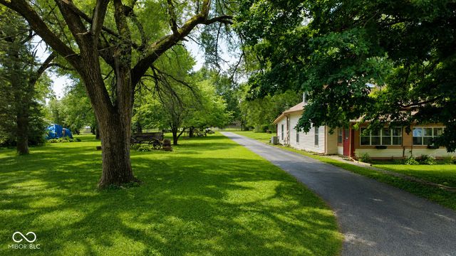 5357 W County Road 450 Road S, Coatesville, IN 46121