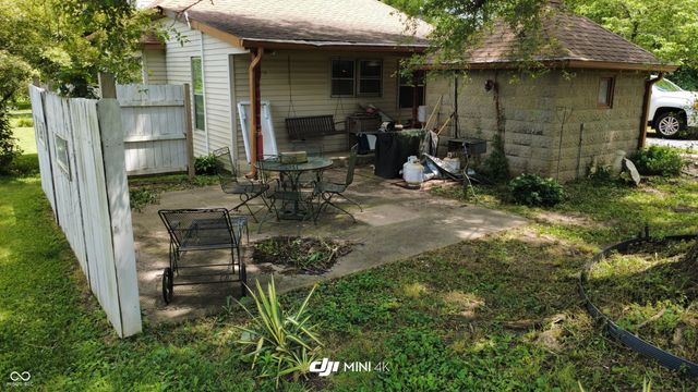 5357 W County Road 450 Road S, Coatesville, IN 46121