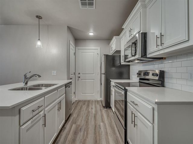 12006 Rhya Lane, Oklahoma City, OK 73131