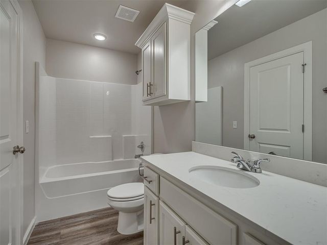 12006 Rhya Lane, Oklahoma City, OK 73131