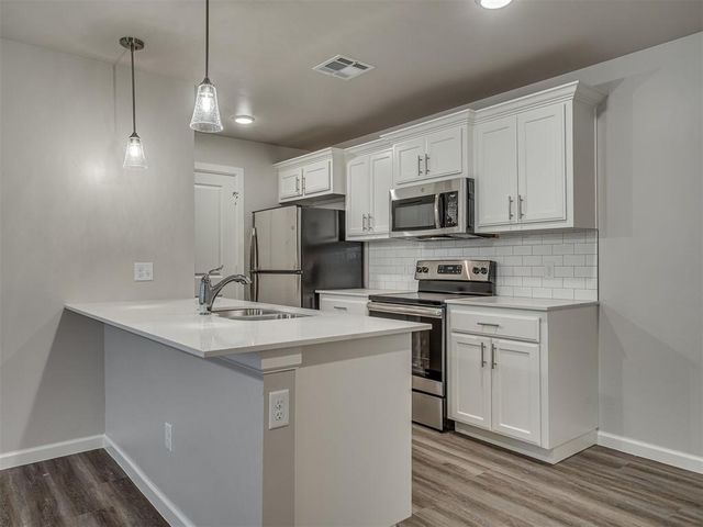 12006 Rhya Lane, Oklahoma City, OK 73131