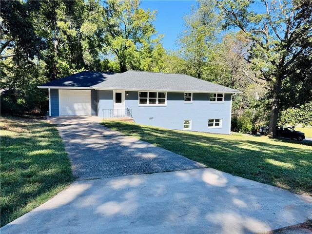 2224 Doris Drive, Decatur, GA 30034