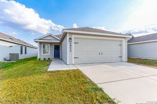 5935 Texas, Seguin, TX 78155