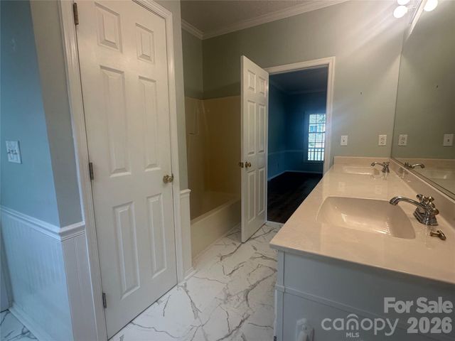 4116 Moss Brook Drive, Winston Salem, NC 27127