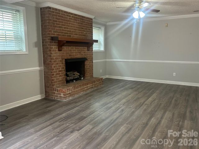 4116 Moss Brook Drive, Winston Salem, NC 27127