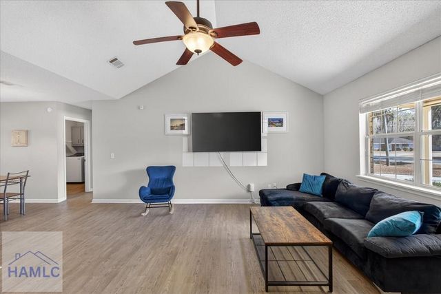 155 Jefferson Circle, Allenhurst, GA 31301