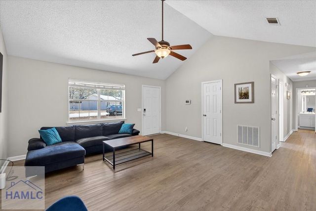 155 Jefferson Circle, Allenhurst, GA 31301