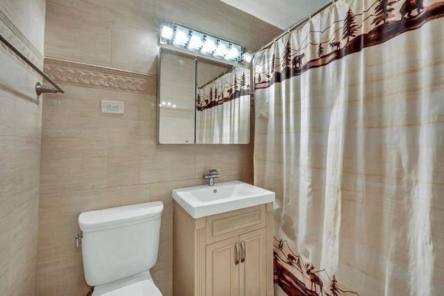 555 Kappock St Apt 9J, New York City, NY 10463