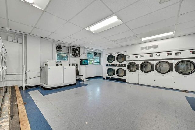 555 Kappock St Apt 9J, New York City, NY 10463