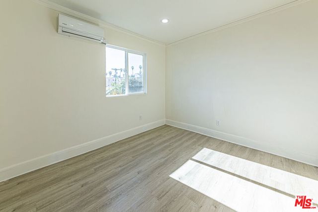 801 N Alexandria Avenue, Los Angeles, CA 90029