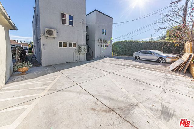801 N Alexandria Avenue, Los Angeles, CA 90029