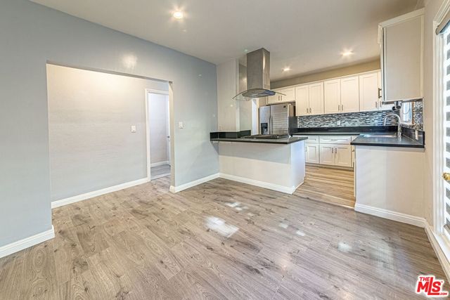 801 N Alexandria Avenue, Los Angeles, CA 90029