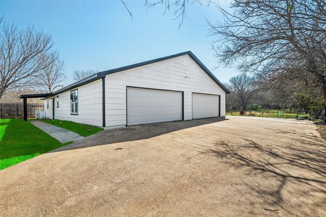 10724 County Road 525, Mansfield, TX 76063