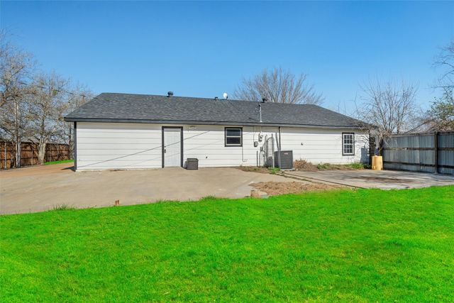 10724 County Road 525, Mansfield, TX 76063