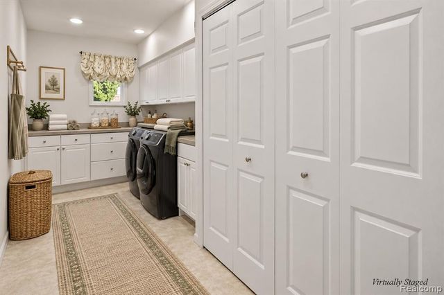 6387 Tanglewood Drive, Troy, MI 48098