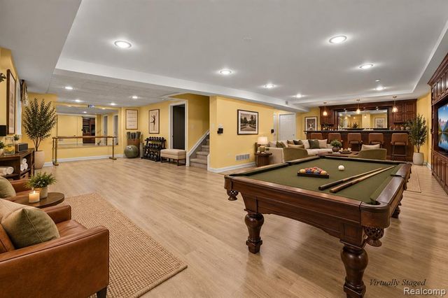 6387 Tanglewood Drive, Troy, MI 48098