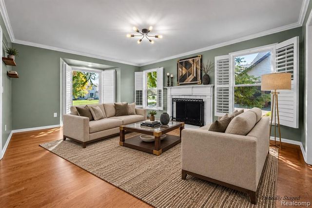 6387 Tanglewood Drive, Troy, MI 48098