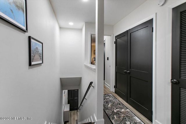 1307 RIVER HILLS Circle 9, Jacksonville, FL 32211