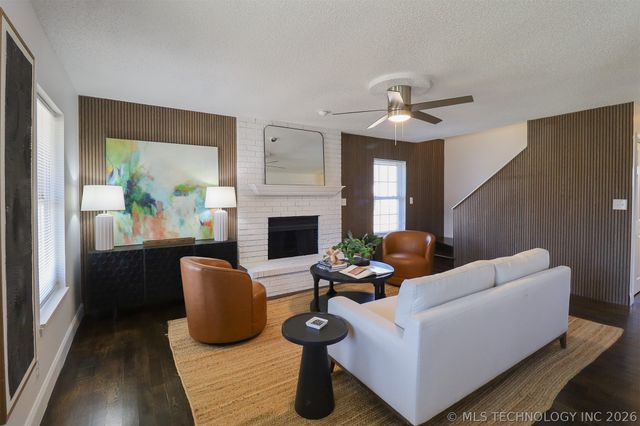 116 W 11th Street, Claremore, OK 74017