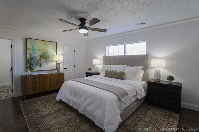 116 W 11th Street, Claremore, OK 74017