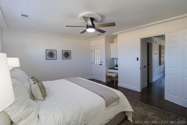 116 W 11th Street, Claremore, OK 74017