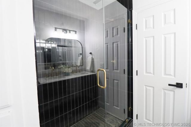 116 W 11th Street, Claremore, OK 74017