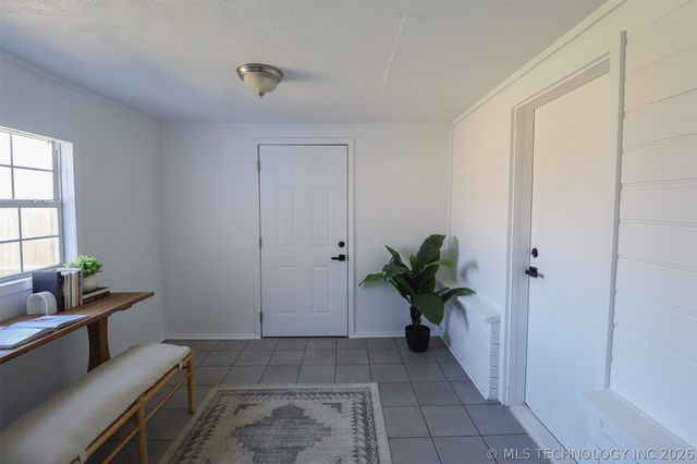 116 W 11th Street, Claremore, OK 74017