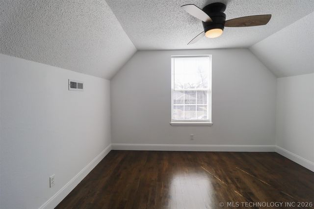 116 W 11th Street, Claremore, OK 74017