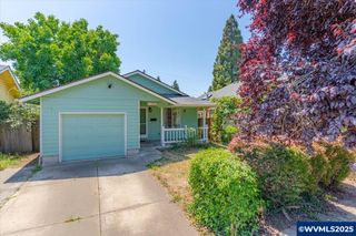 1074 3rd St NW, Salem, OR 97304
