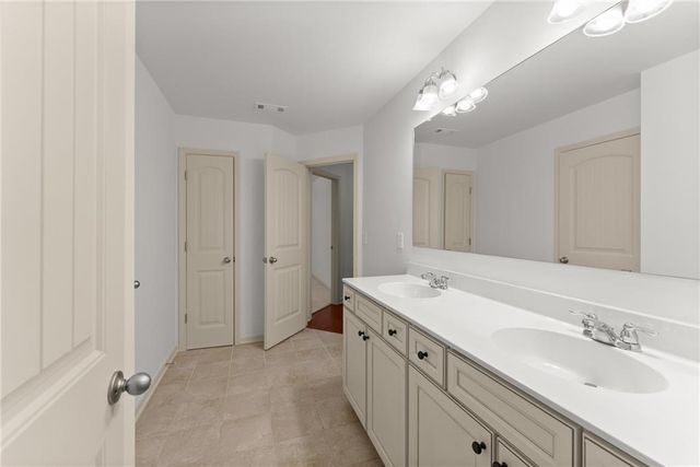 550 Eldridge Drive, Suwanee, GA 30024