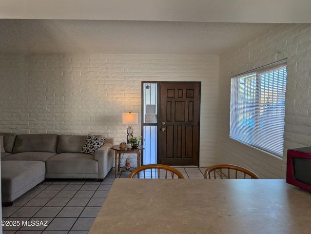 4018 E Fairmount Street, Tucson, AZ 85712
