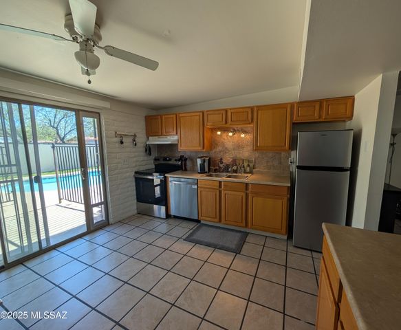 4018 E Fairmount Street, Tucson, AZ 85712