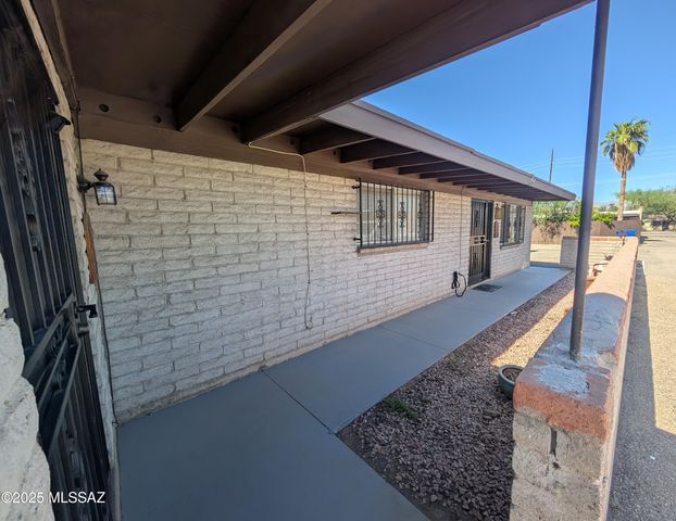 4018 E Fairmount Street, Tucson, AZ 85712