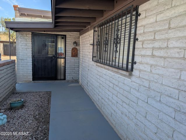 4018 E Fairmount Street, Tucson, AZ 85712