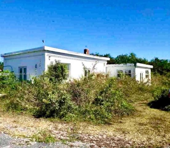 312 St, Homestead, FL 33033