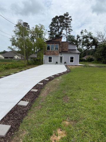 18586 Summer Hills Boulevard, Porter, TX 77365