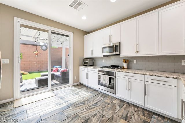 6465 Twin Harbors Court, Las Vegas, NV 89141