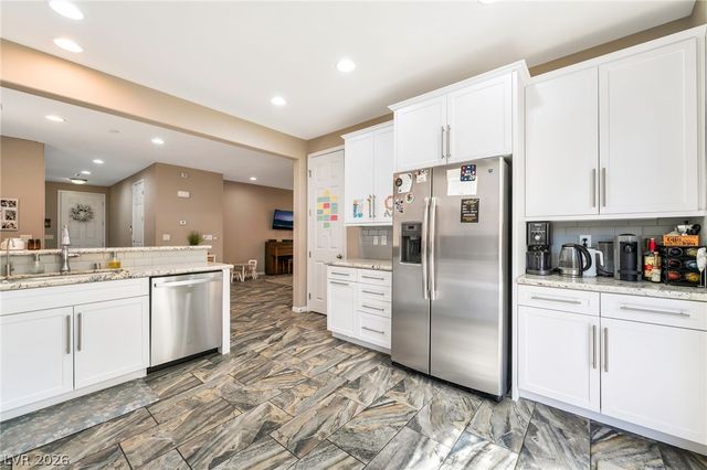 6465 Twin Harbors Court, Las Vegas, NV 89141