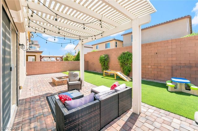 6465 Twin Harbors Court, Las Vegas, NV 89141